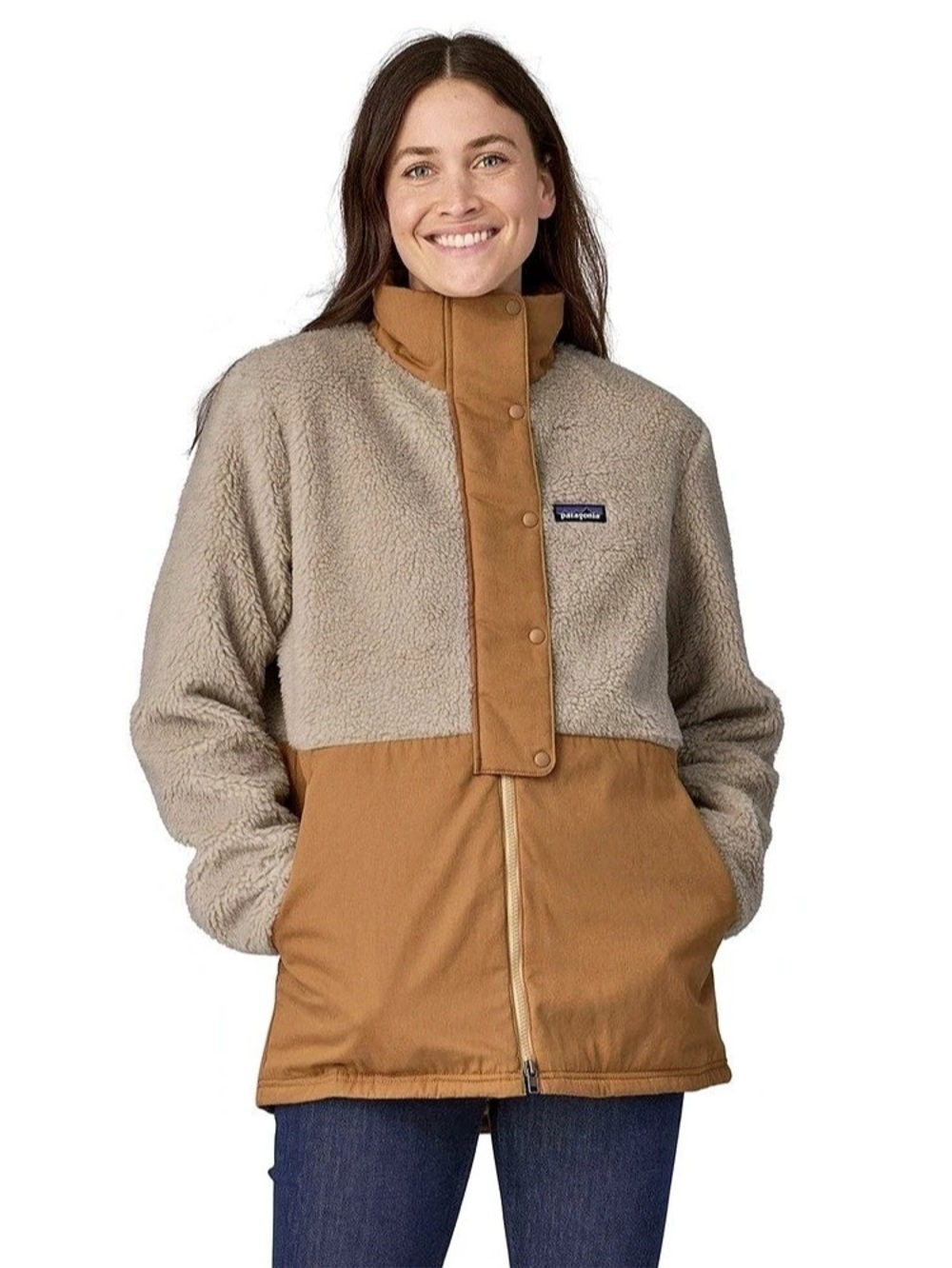 Patagonia - Women's Driftwood Canyon Coat, recycled wool sherpa, Size M, New